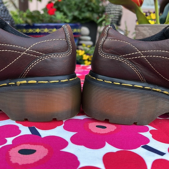 Dr. Martens Chunky Platform 5 Eye Y2K 90’s Vintage Oxfords - Picture 13 of 17